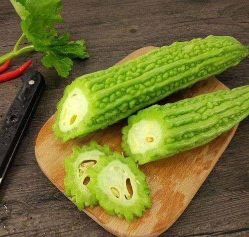 官亭吃瓜,揭秘当地特色美食背后的故事