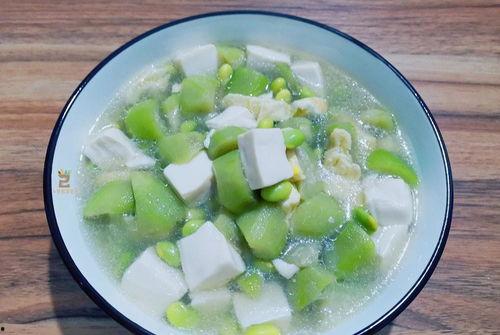 吃瓜度夏图文,趣味图文带你领略清凉一夏
